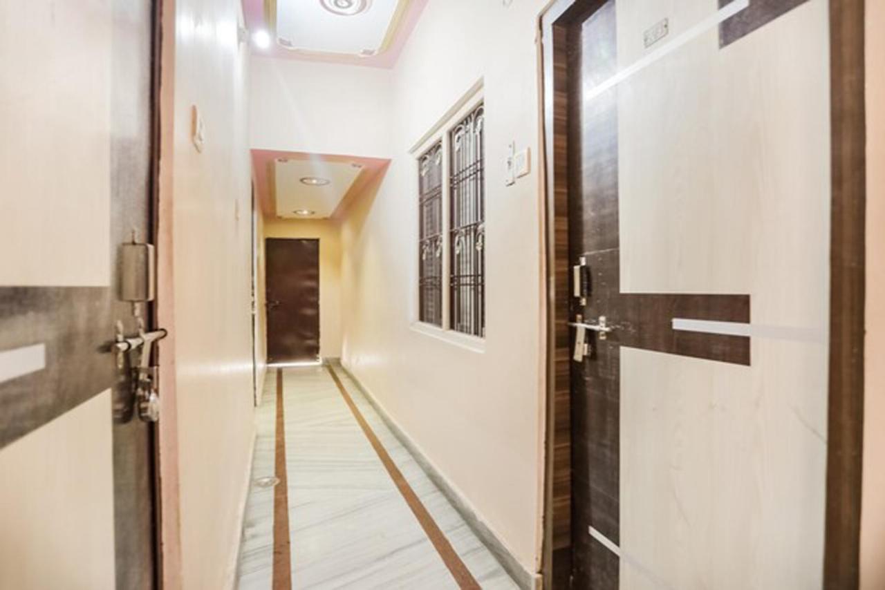 Hotel Aakash Ganga Waranasi Zewnętrze zdjęcie