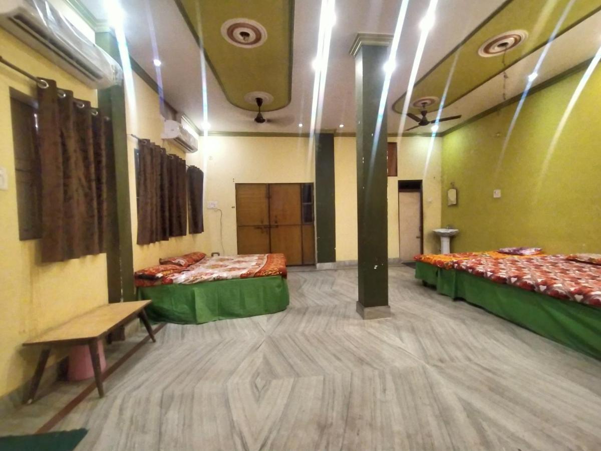 Hotel Aakash Ganga Waranasi Zewnętrze zdjęcie