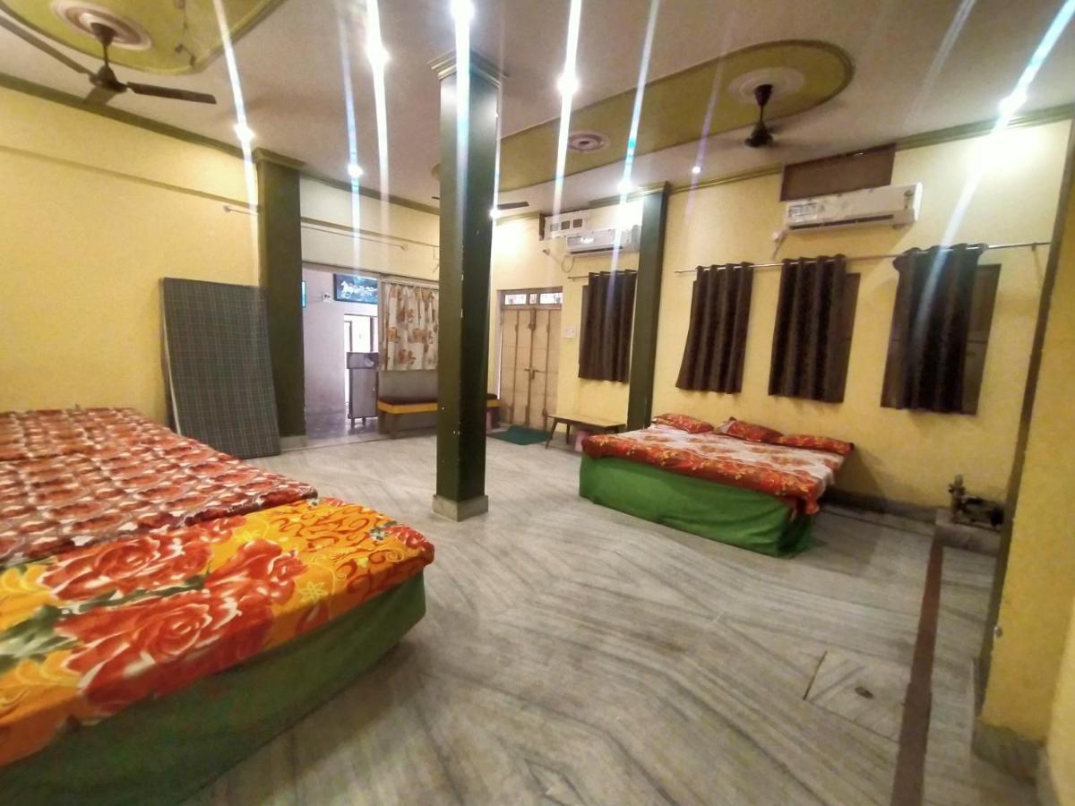 Hotel Aakash Ganga Waranasi Zewnętrze zdjęcie